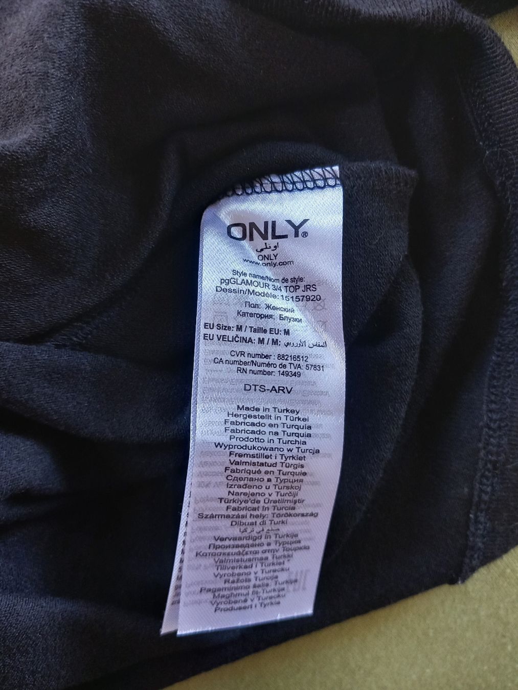 Only Pulls & Sweat-shirts: Pull ample manches 3/4 noir ONLY – D'occasion à Faoug par per_kp6r 3