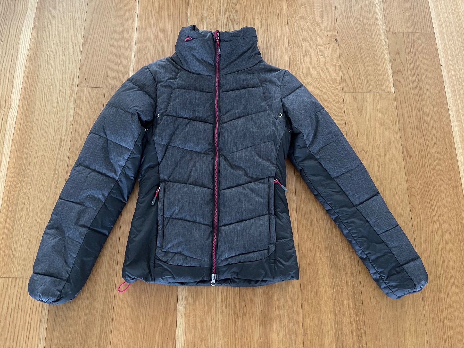 Tchibo Giacche: Daunenjacke, Tchibo, Damen, Gr. 34 – Nuovo (secondo la descrizione) da Ehrendingen venduto da abo_p9n6