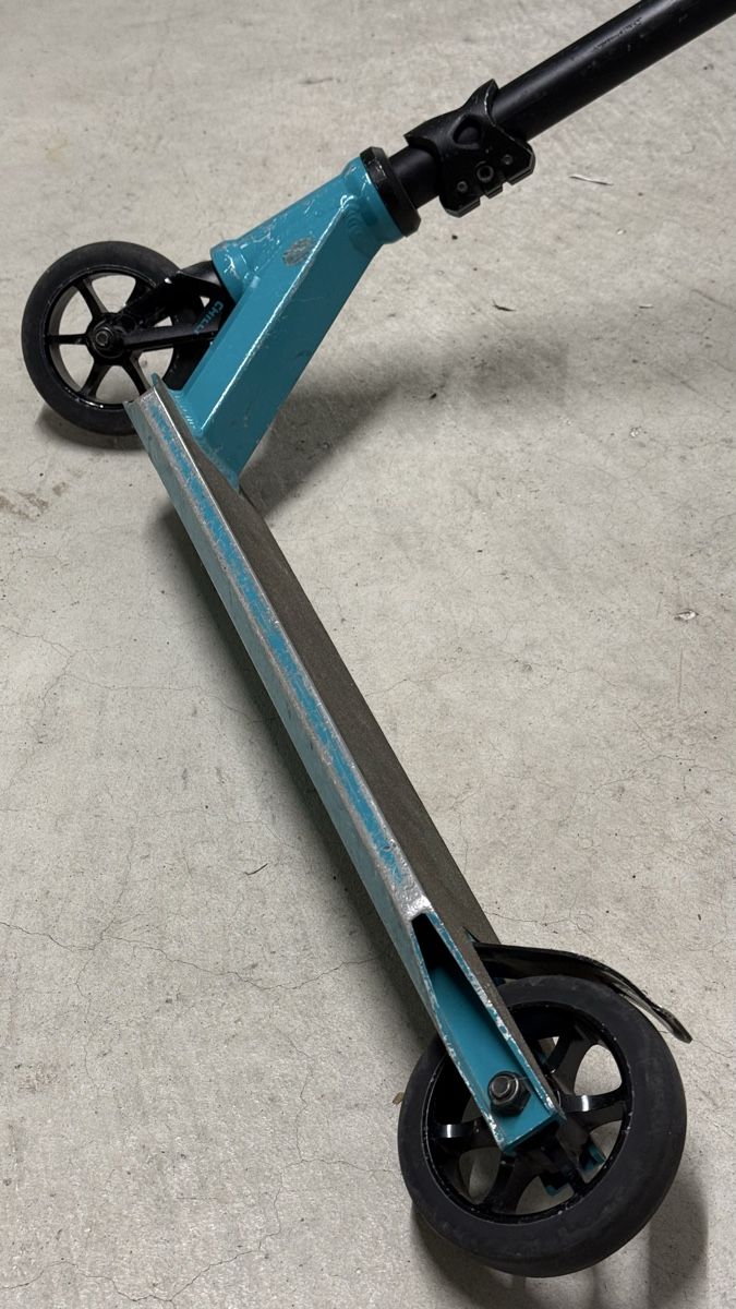 Chilli Kickboard: Chilli Pro Freestyle Scooter, türkis – Usato da Zürich venduto da simbarm 2