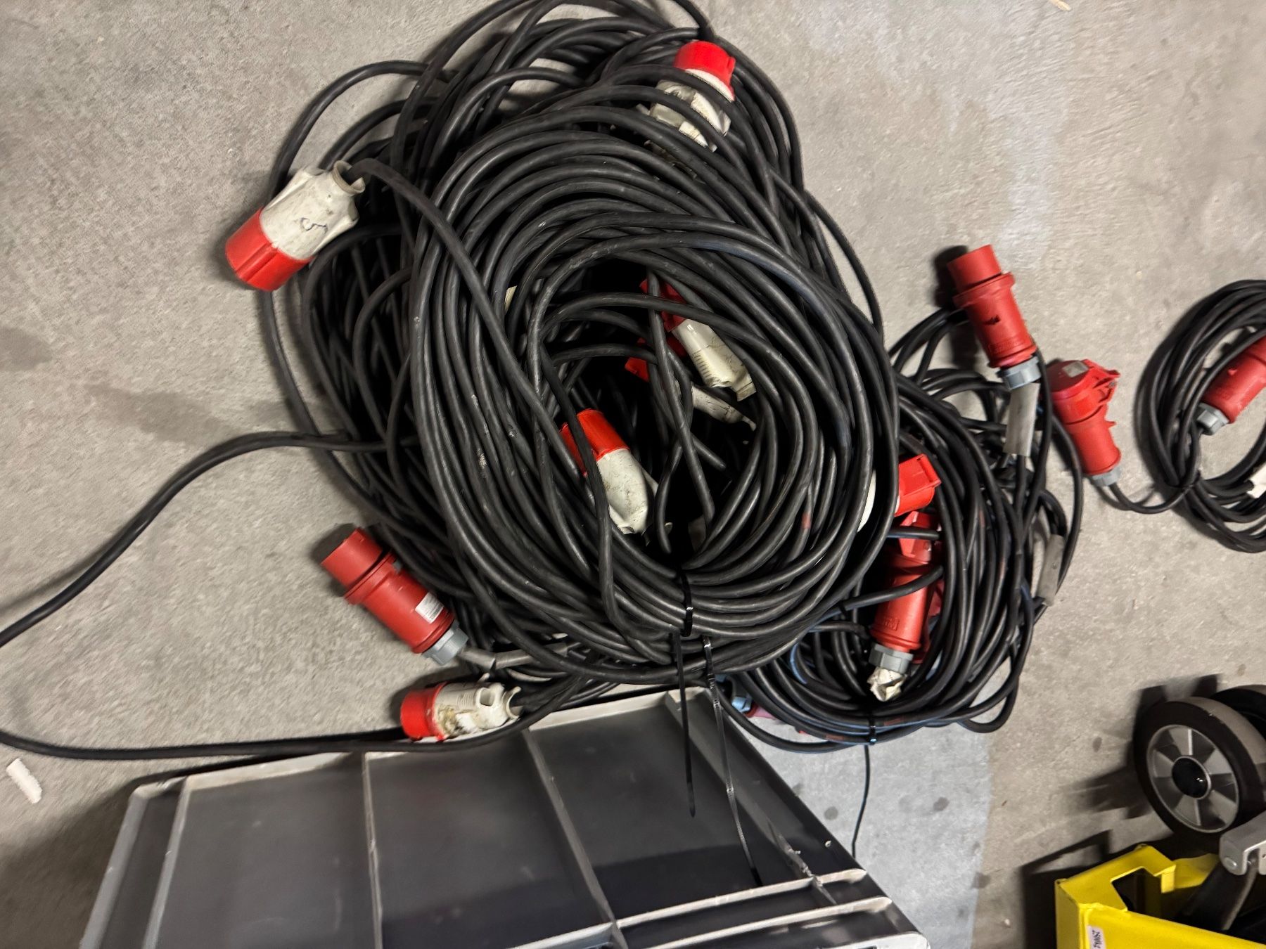 Mennekes Cavi: Motorenkabel 20 m CEE 4 Pol – Usato da Eiken venduto da Skylight
