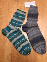 2 er paar  wunder schöne handgestrickte Socken, Grösse 40/41