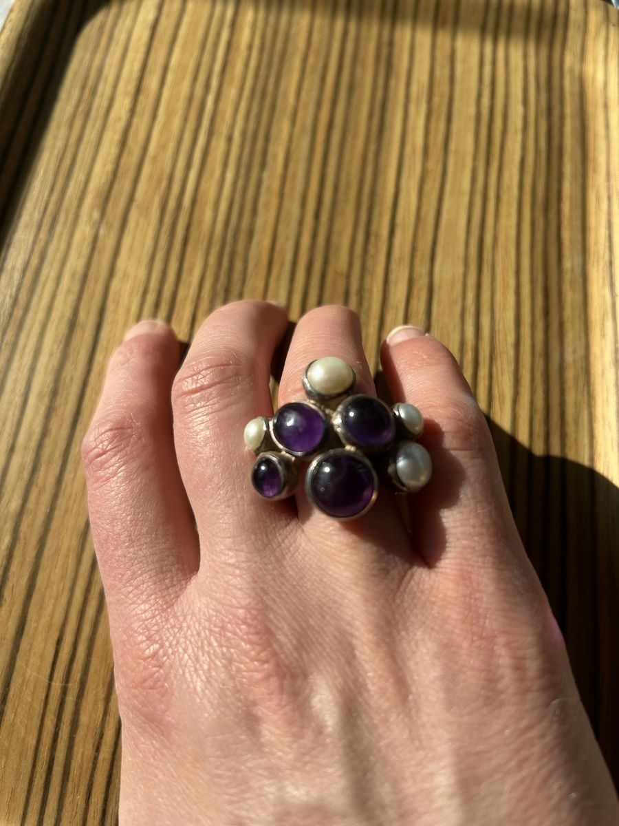 Anelli: Silberring mit Perlen und Amethysten – Usato da Birsfelden venduto da Exclusivity 7