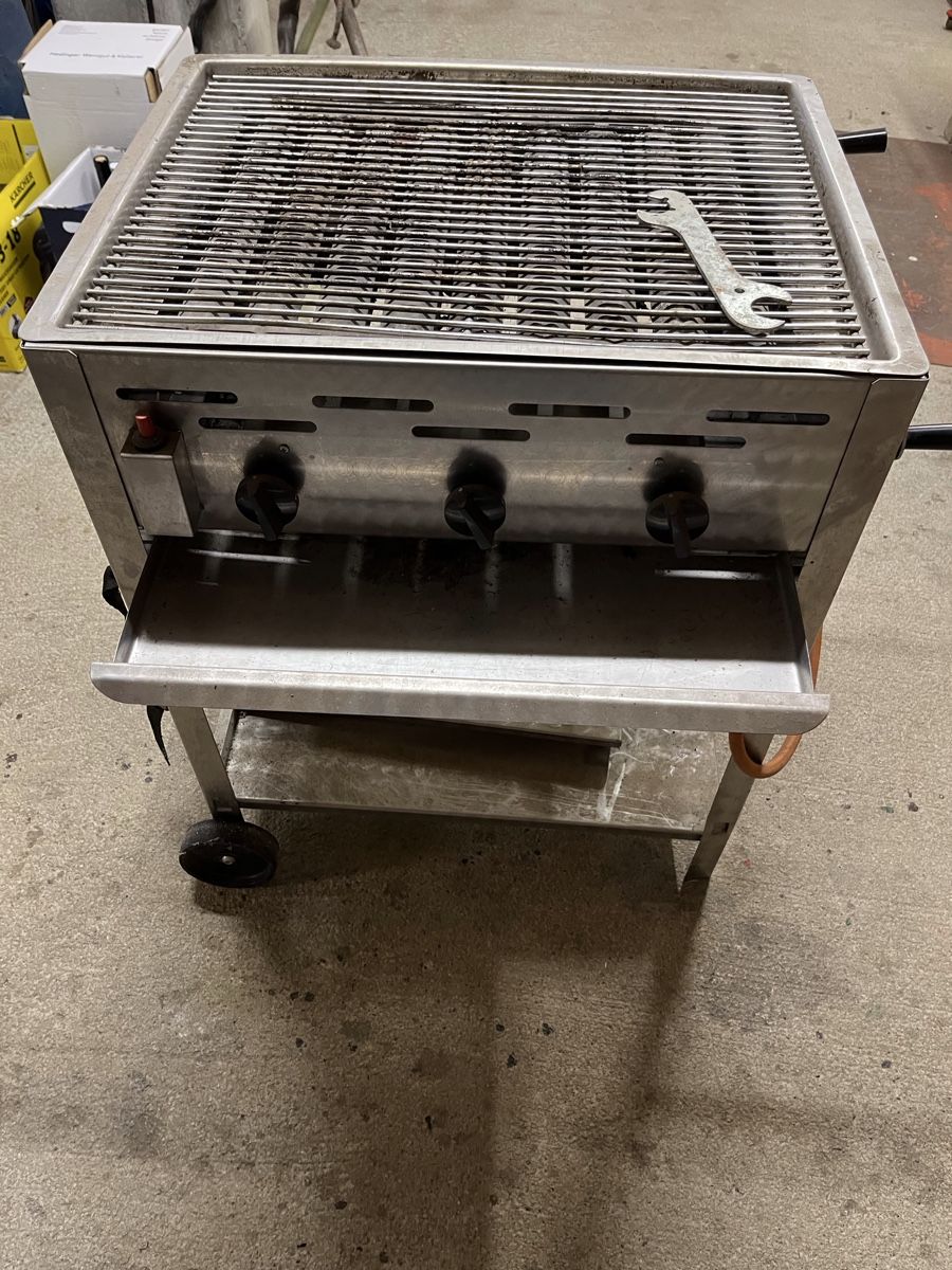Grils: Grill – D'occasion à Gächlingen par Kramer88 1