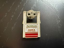 Avia Schätzle Anstecknadel Pin Rarität, Top Zustand!