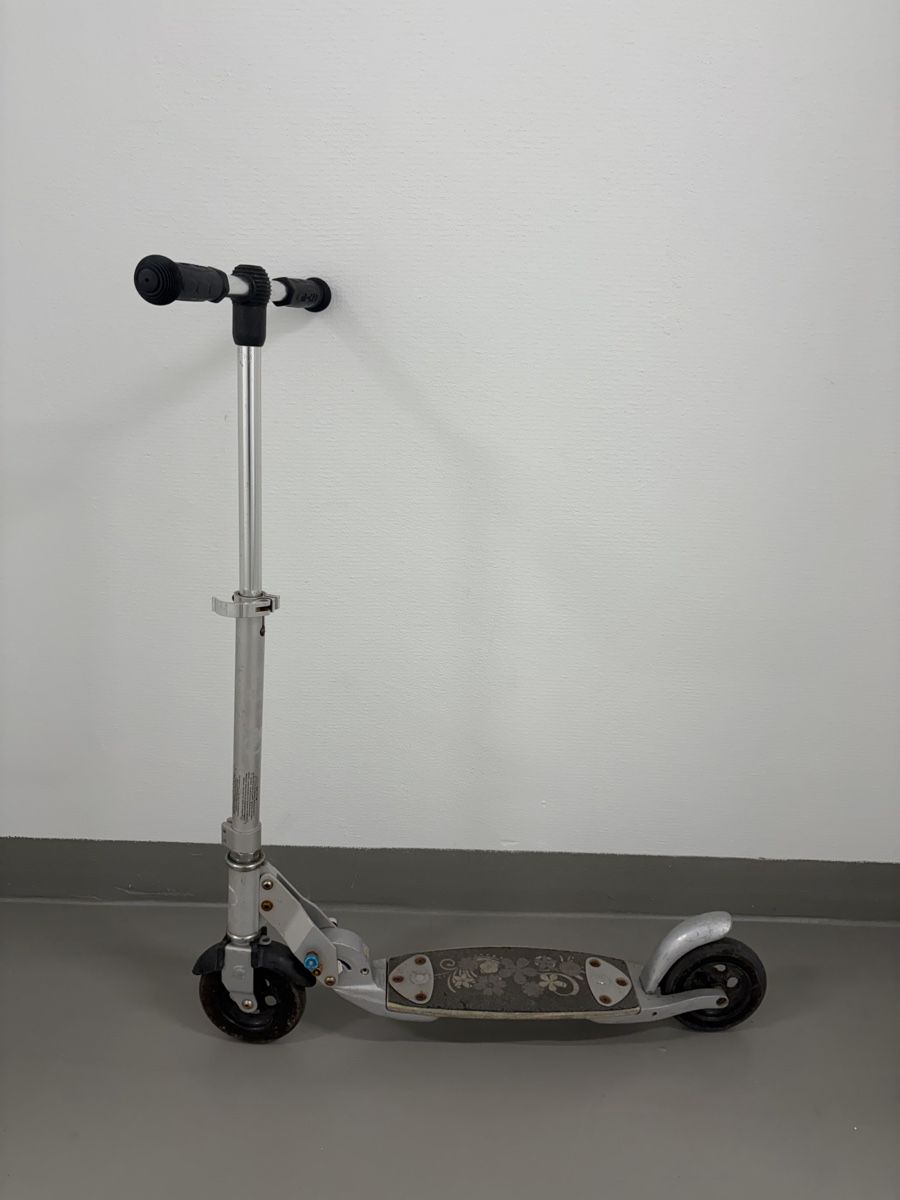Micro Kickboard: Vintage Kickboard von Micro mit Gebrauchsspuren – Usato da Aeugst am Albis venduto da Pedisan