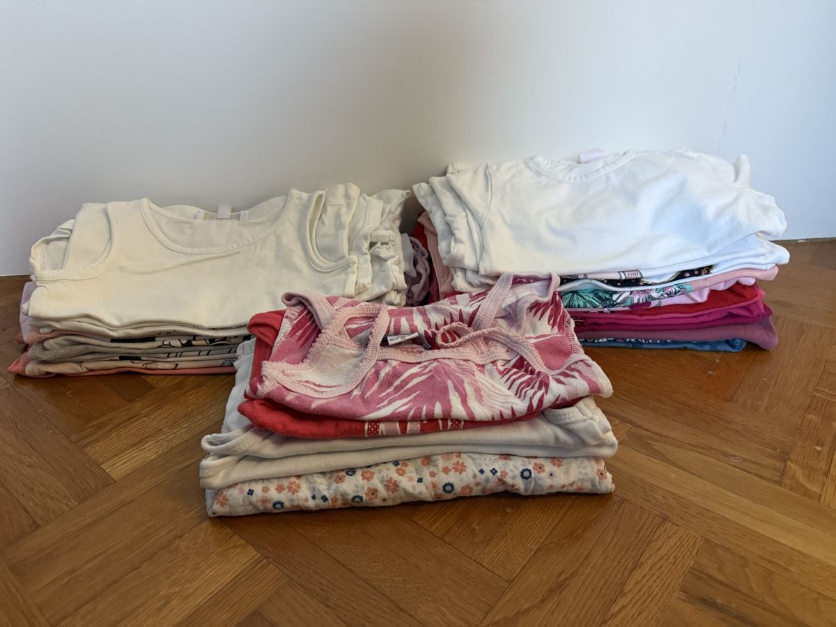 Lotti & Set di vestiti: Mädchen Kleiderpaket, Grösse 86 – Usato da Flawil venduto da SMG13 5