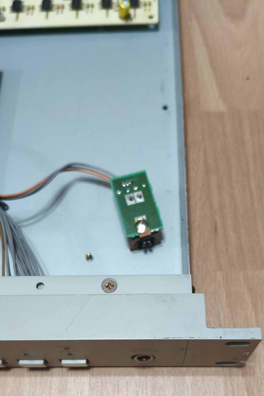 Akai Strumenti musicali: Akai ME80P midi patchbay 8in / 10out – Usato da Cheyres venduto da Alex60 2
