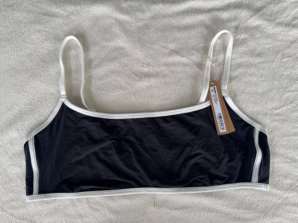 Sonstige Unterwäsche: Skims black bralette top XL – Neu und originalverpackt aus Wettingen von ObradovicJelena