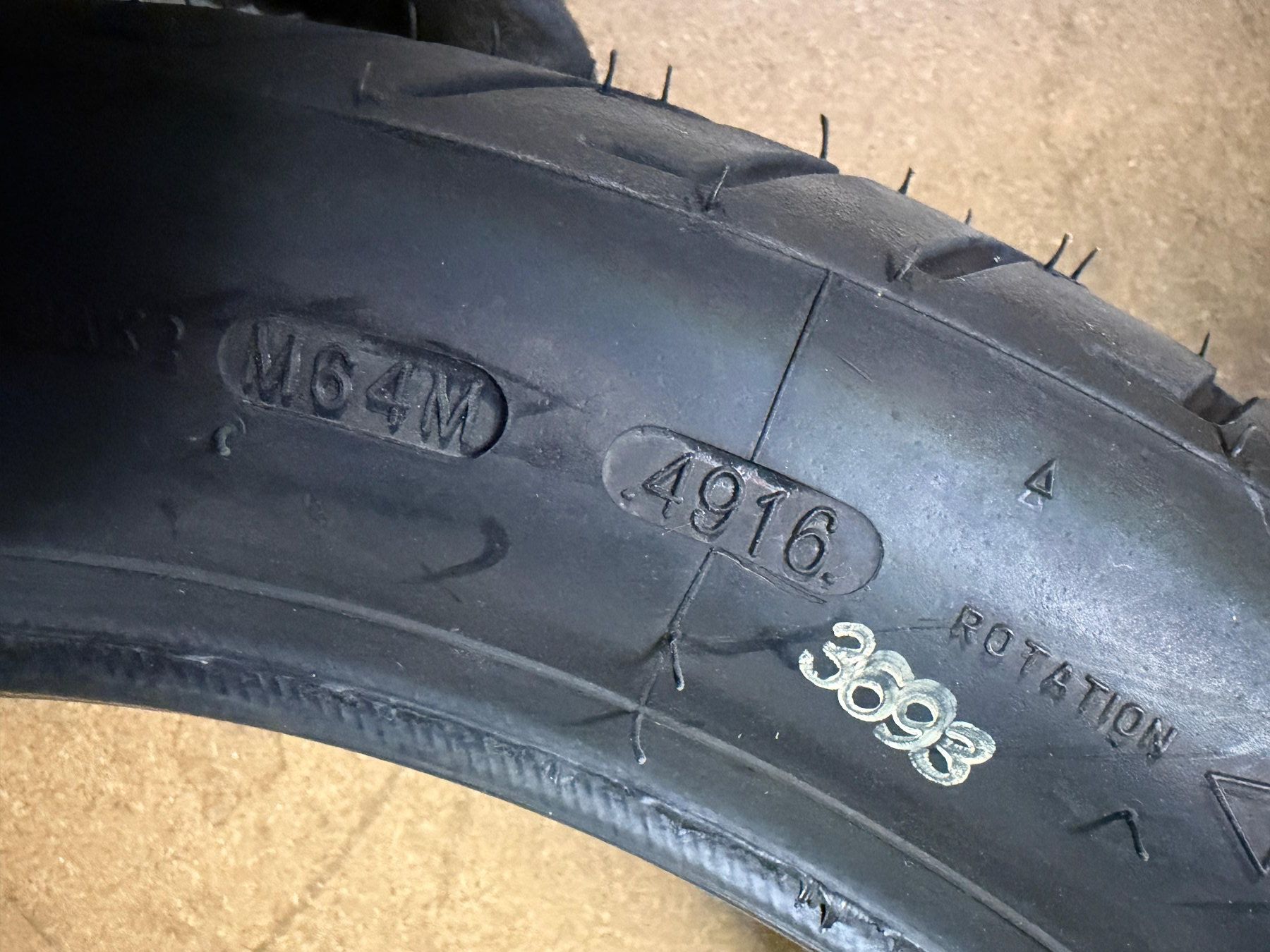 Dunlop Pneumatici & Ruote complete: Dunlop 404F 140/80-17 69H DOT4916 – Nuovo (secondo la descrizione) da Otelfingen venduto da vccracing_otelfingen 2