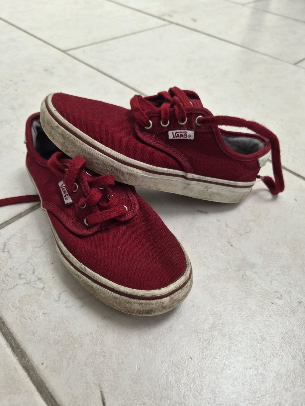 Herrenschuhe: Vans rot/Gr. 33 – Gebraucht aus Münsingen von lishalina