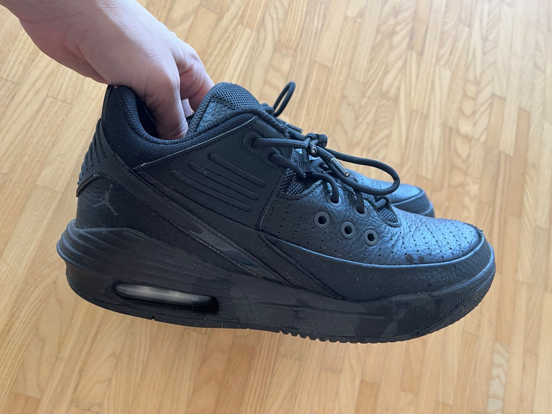Nike Herrenschuhe: Nike Jordan Max Aura 5 – Gebraucht aus St. Gallen von elli18 1