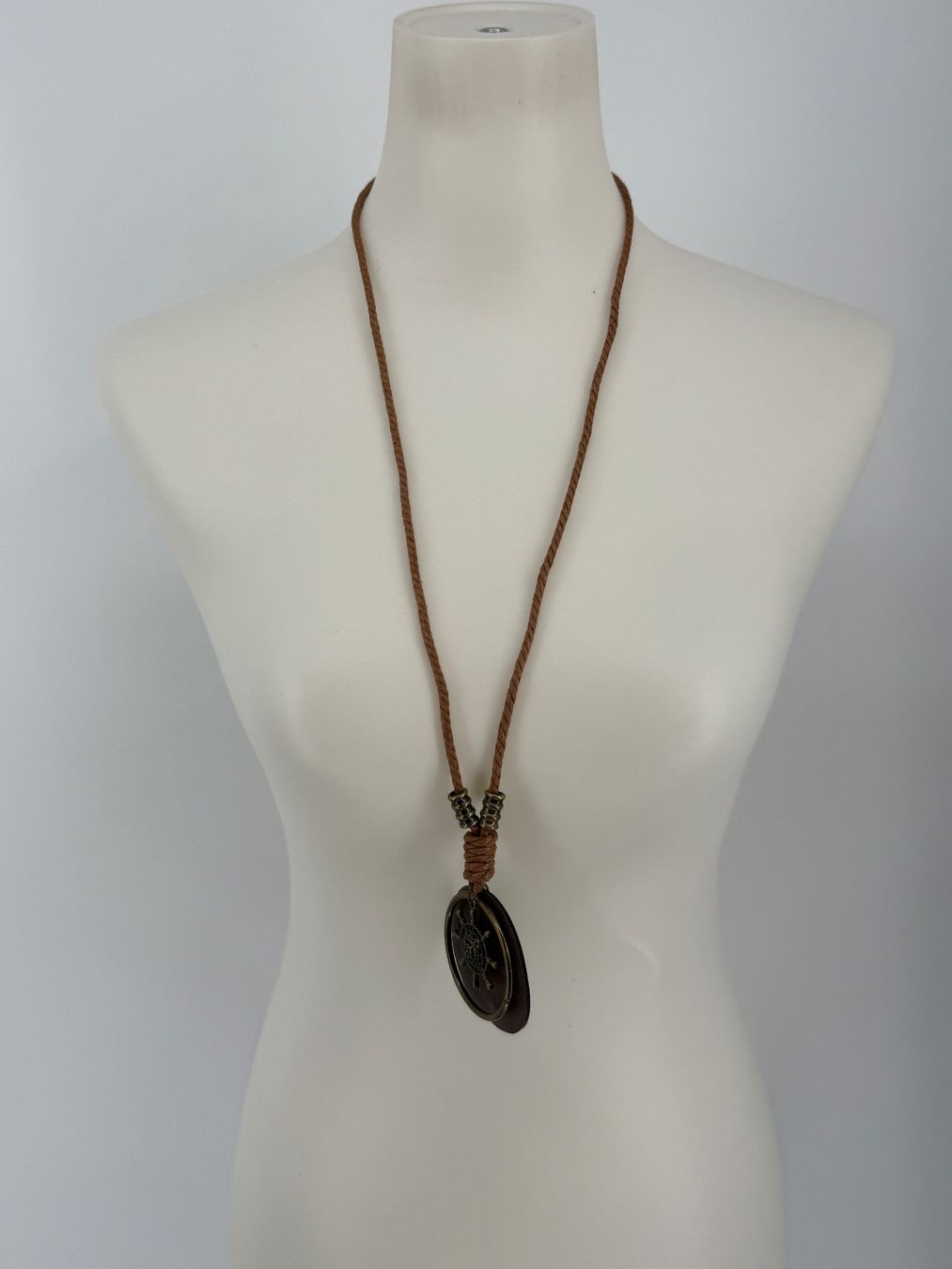 Catenine: Halskette mit Anhänger Lederoptik, Modeschmuck – Usato da Auenstein venduto da moin.