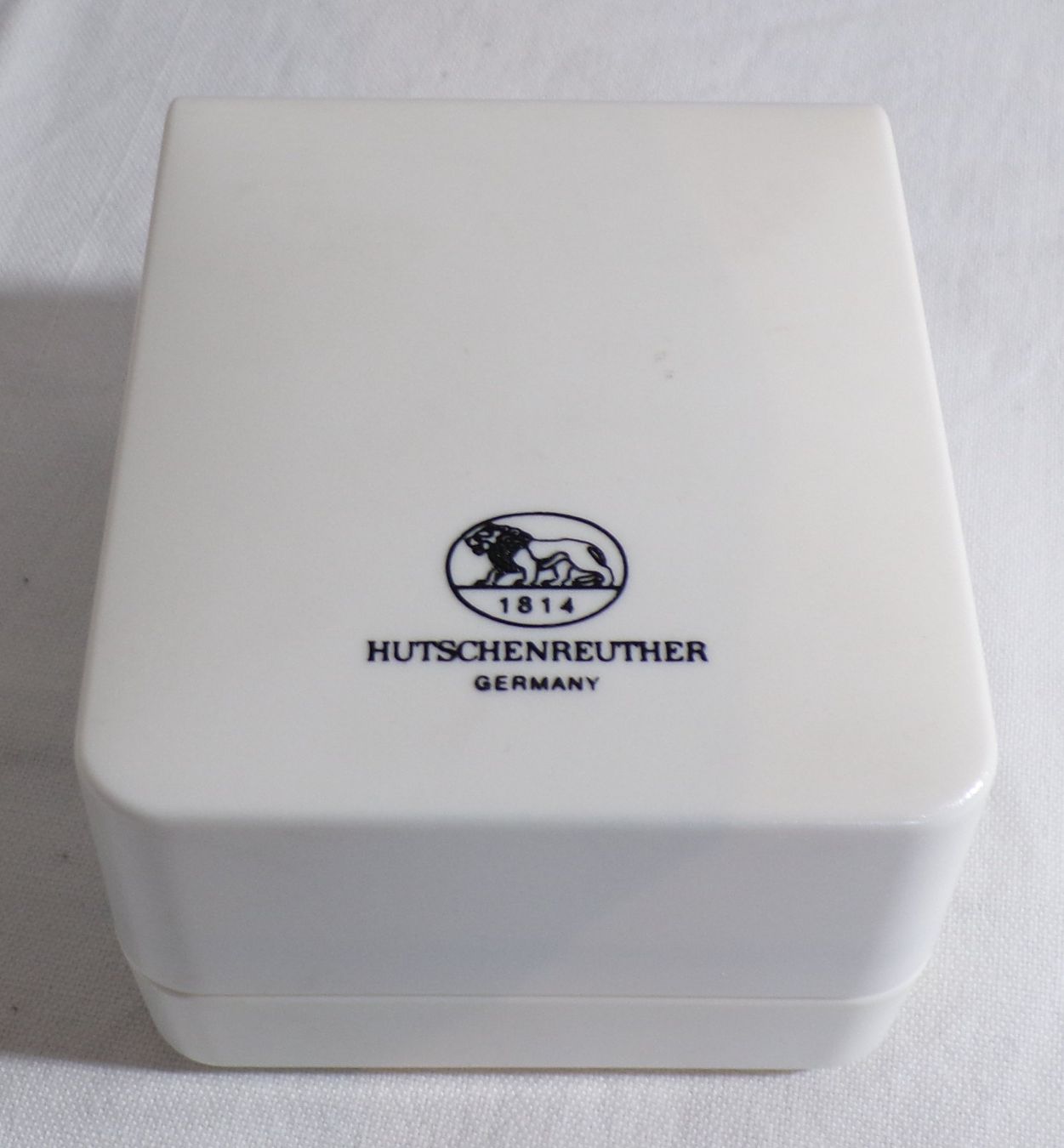 Hutschenreuther Altre Stoviglie: Hutschenreuther Eierbecher "März" mit Box – Usato da Dübendorf venduto da mar_85sd 5