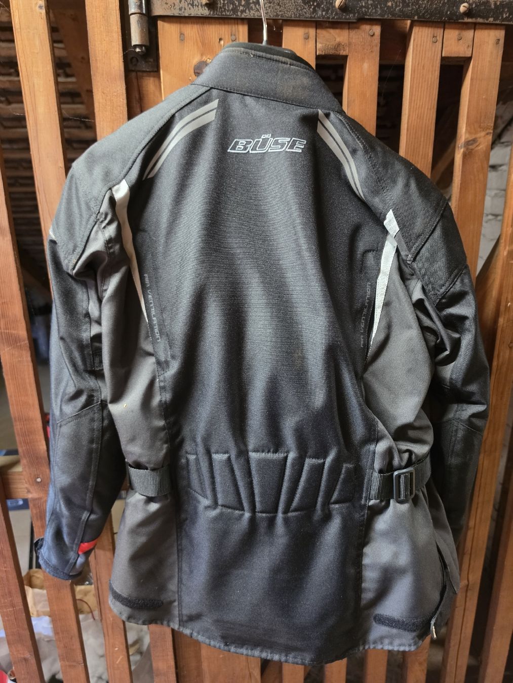 Giacche: Büse Motorradjacke und Hose schwarz – Usato da Zürich venduto da rom_sxz2 1