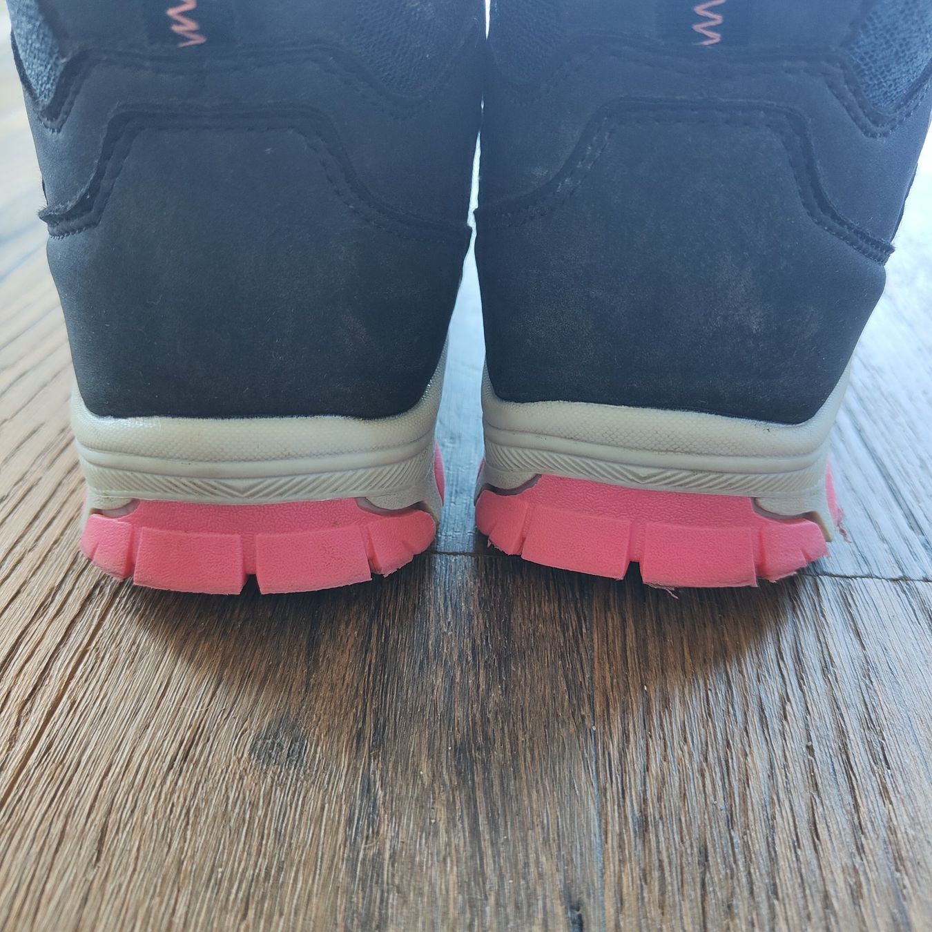 Landrover Scarpe per ragazze: Deltex Landrover Trekkingschuhe, Gr. 33 – Usato da Aesch ZH venduto da TaniTomy 2