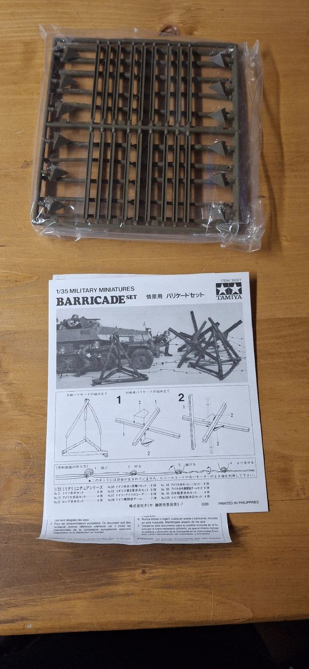 Tamiya Kit di modellismo & Modellini statici: Tamiya Military Barricade Vintage – Nuovo e nell'imballaggio originale da Losone venduto da 143_Vintage 2