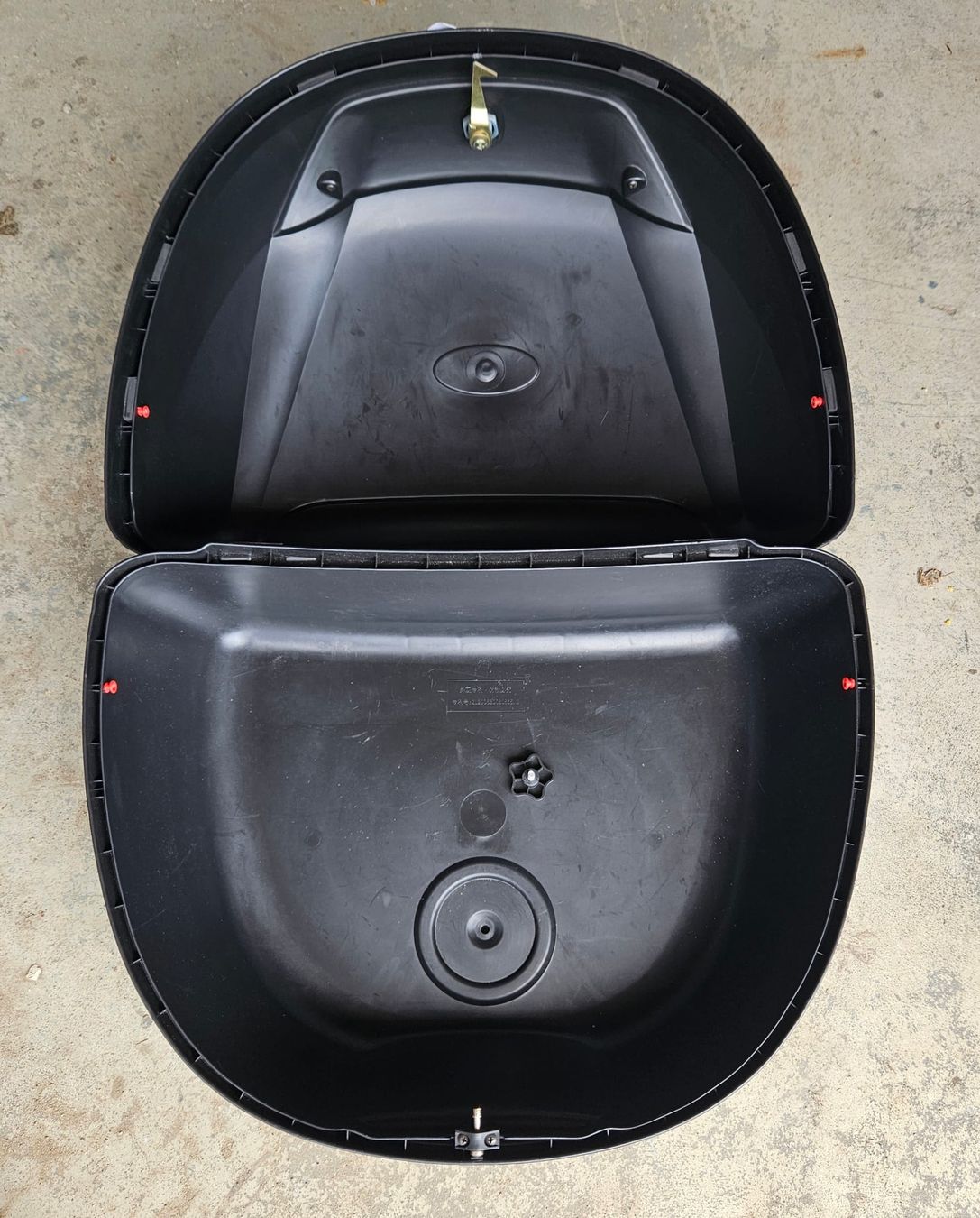 Topcase: Topcase Motorrad schwarz mit Schlüssel  – Gebraucht aus Bedigliora von Dolcezza0 2