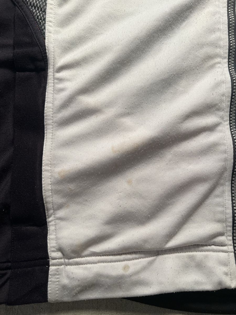 Nike Giacche: Nike Jacket Schwarz Gr. L – Usato da Zürich venduto da zleoh 4