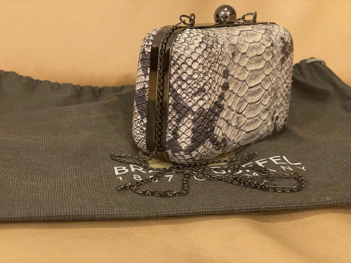 Braun Büffel Borse da donna: BRAUN BÜFFEL Clutch mit Schulterkette – Nuovo (secondo la descrizione) da Corcelles NE venduto da gingerbrain 1
