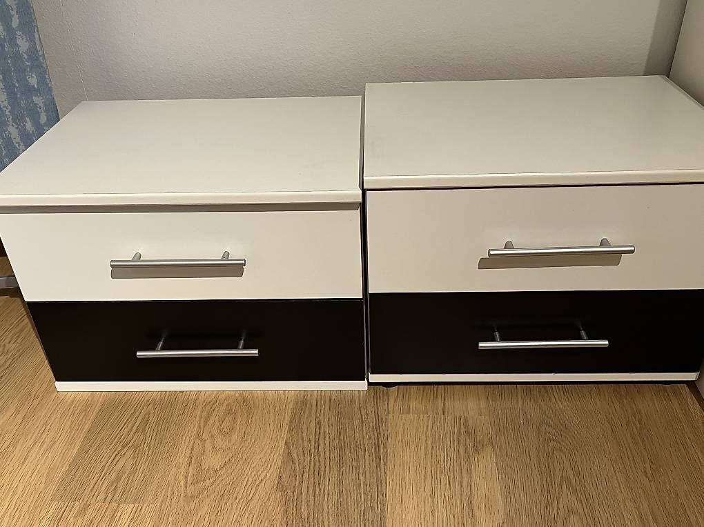 Kommoden: Sideboard / Kommode + 2 Nachttische  weiss/schwarz – Gebraucht aus Zürich von jov_2mhn 1