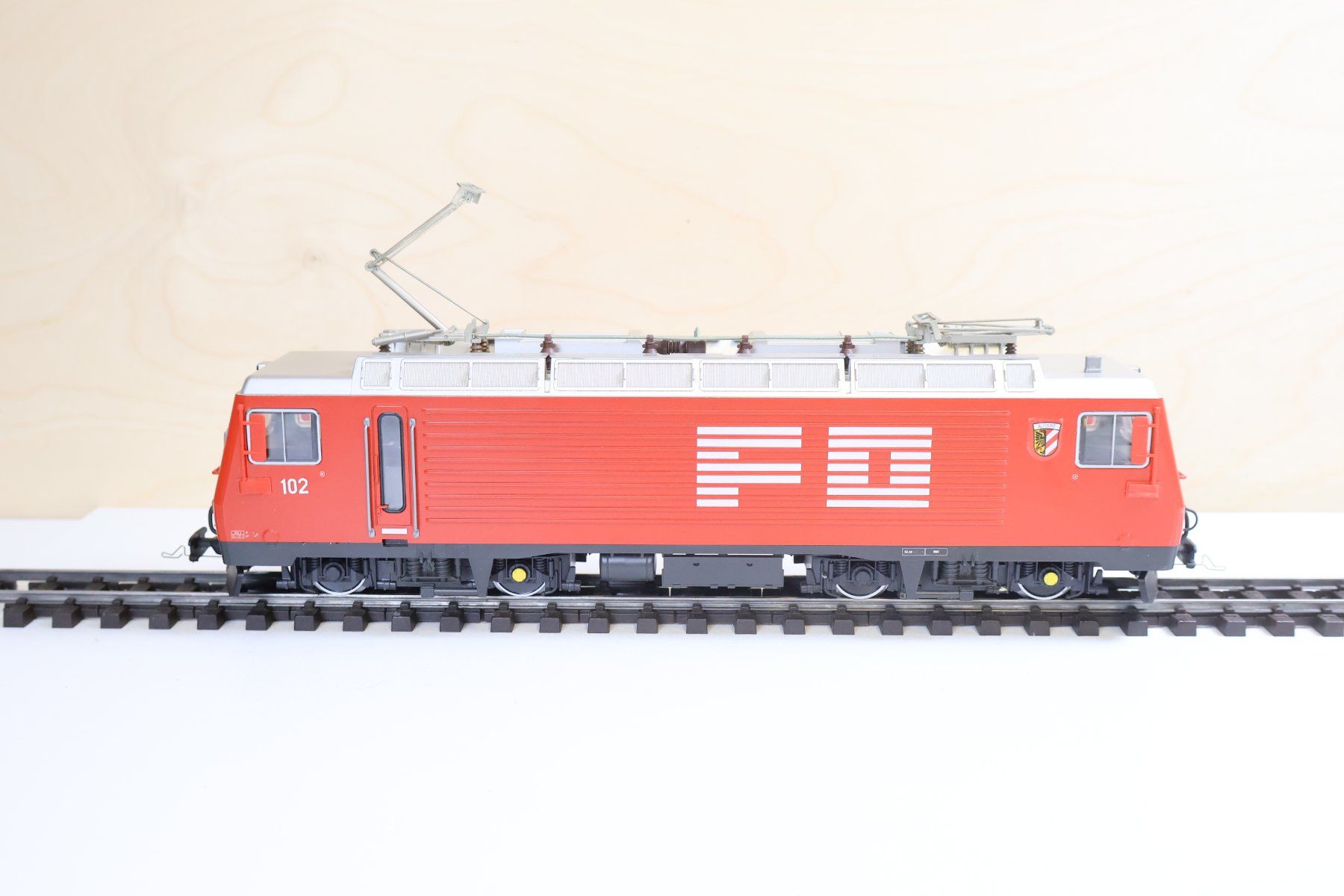 Fama Trains électriques: FAMA Alpenbahn FO Zahnrad E-Lok - 0m – D'occasion à Winterthur par Monstera 6