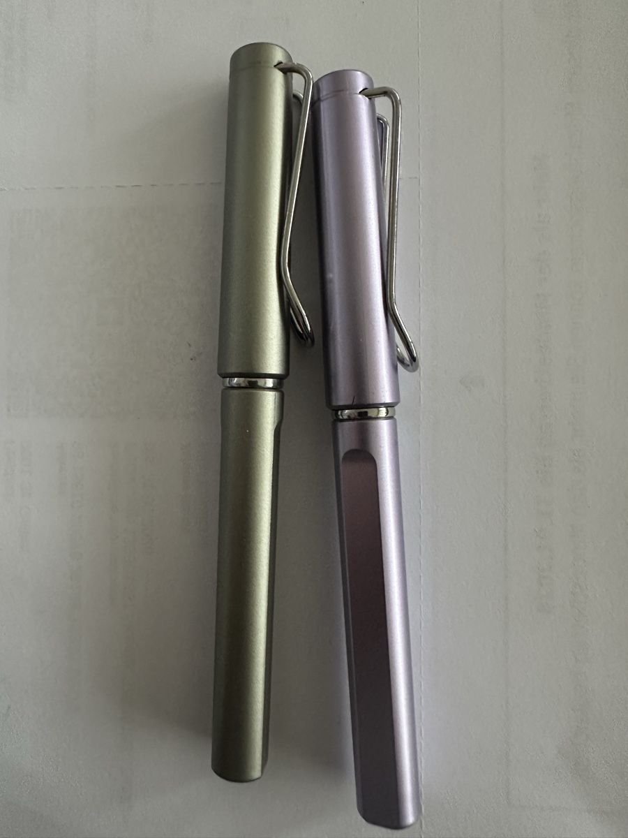 Penna & Evidenziatori: 2 Stück Kugelschreiber aus Metall – Nuovo e nell'imballaggio originale da Kloten venduto da digi-Galaxy