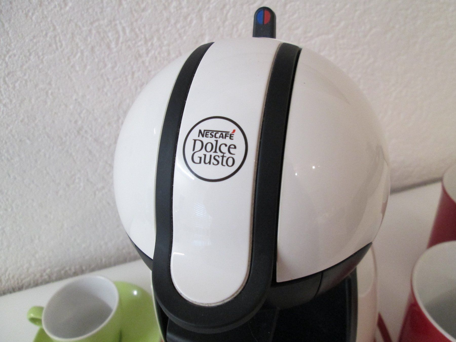De'Longhi Kaffeemaschinen & Espressomaschinen: Kaffeemaschine Dolce Gusto – Gebraucht aus Movelier von KRASI61 4