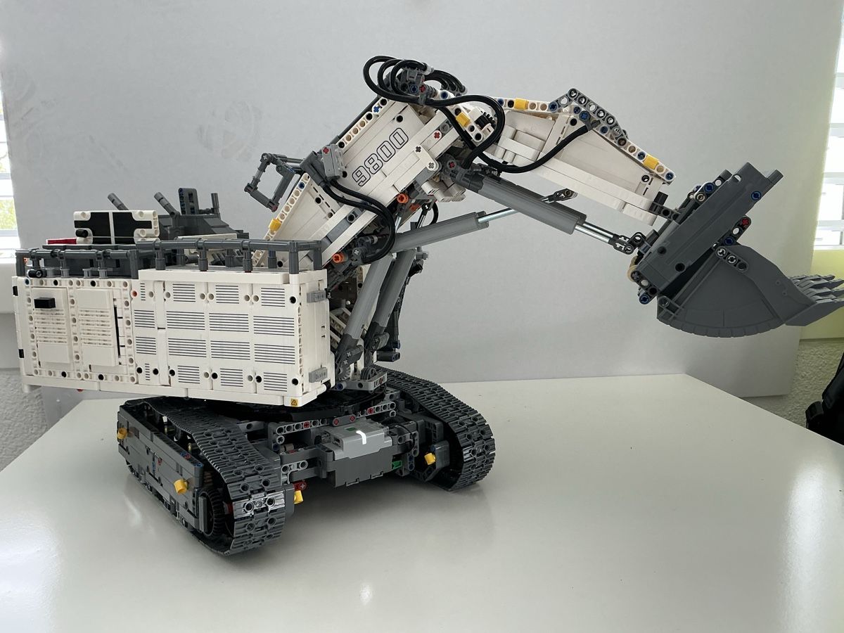 Lego Jouets: LEGO Technic 42100 – Liebherr R 9800 Bagger. – Neuf (Voir description) à Sarnen par Krause69 1
