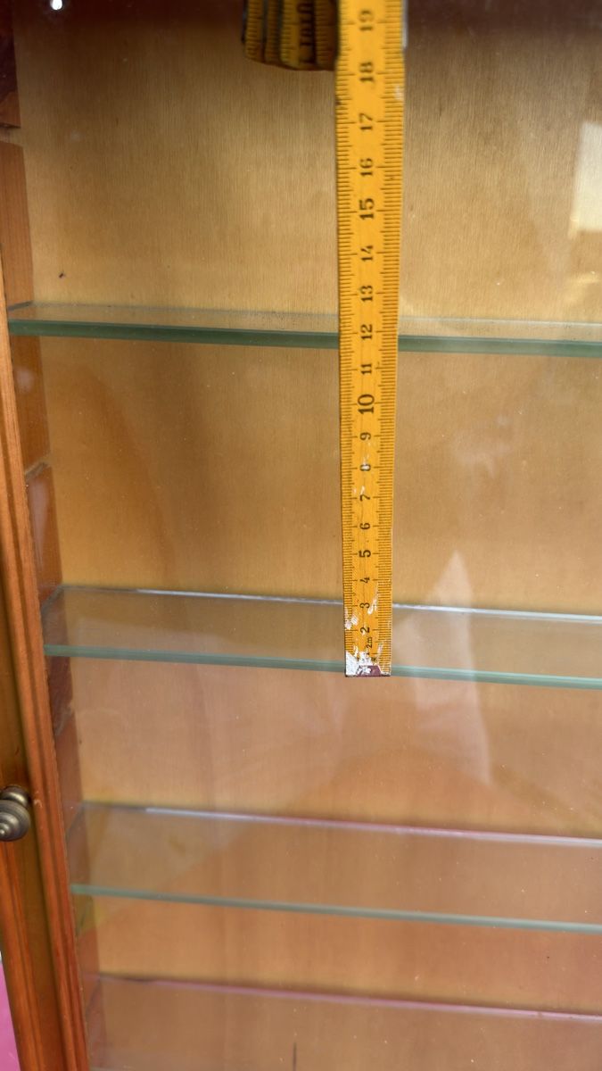 Vitrinen: Vitrine Holz mit 5 Glasböden  – Gebraucht aus Wolfwil von Poulet60 4
