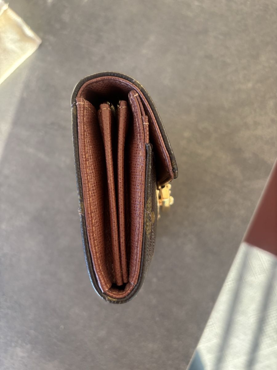 Louis Vuitton Portamonete: Louis Vuitton Étoile Sarah – Usato da Chamby venduto da vuittonista 5