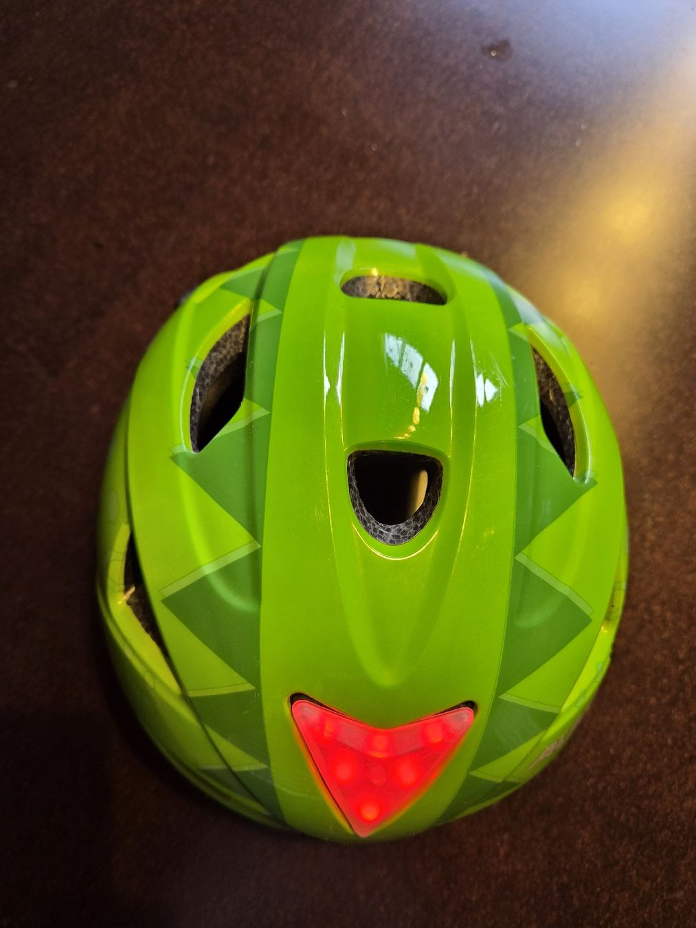 Alpina Caschi: Kinder velohelm Dino – Usato da Disentis/Mustér venduto da epa_862v 2