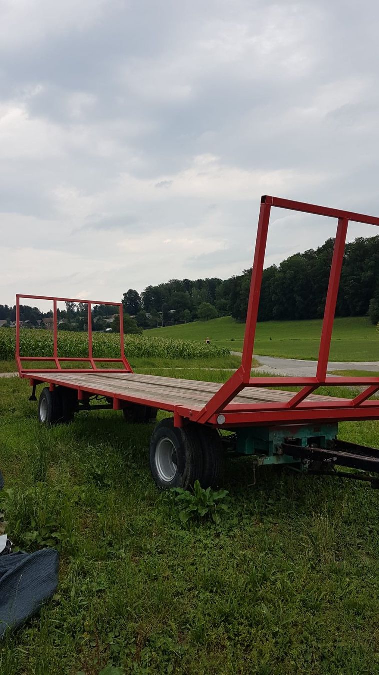 Anhänger: Ballenwagen – Gebraucht aus Muri AG von Computermaus 2