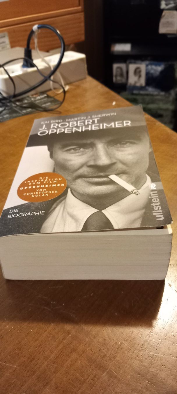 Bücher: Buch – Gebraucht aus Unterstammheim von Hboe 1