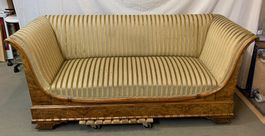 Biedermeiersofa in gutem Zustand!