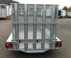 Baggeranhänger  Hulco Terrax 3015 2600kg Anhänger für Mäher