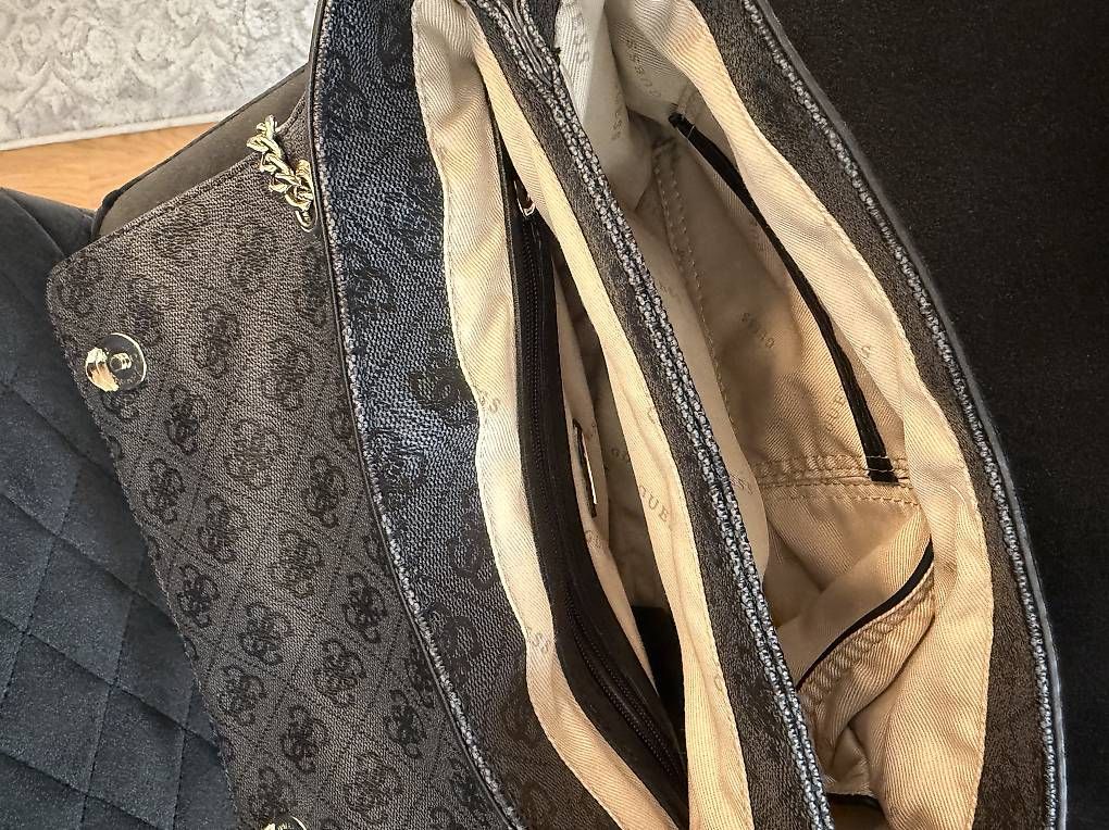 Borse da donna: Guess Tasche  – Nuovo e nell'imballaggio originale da Urdorf venduto da sha_nk9v 2