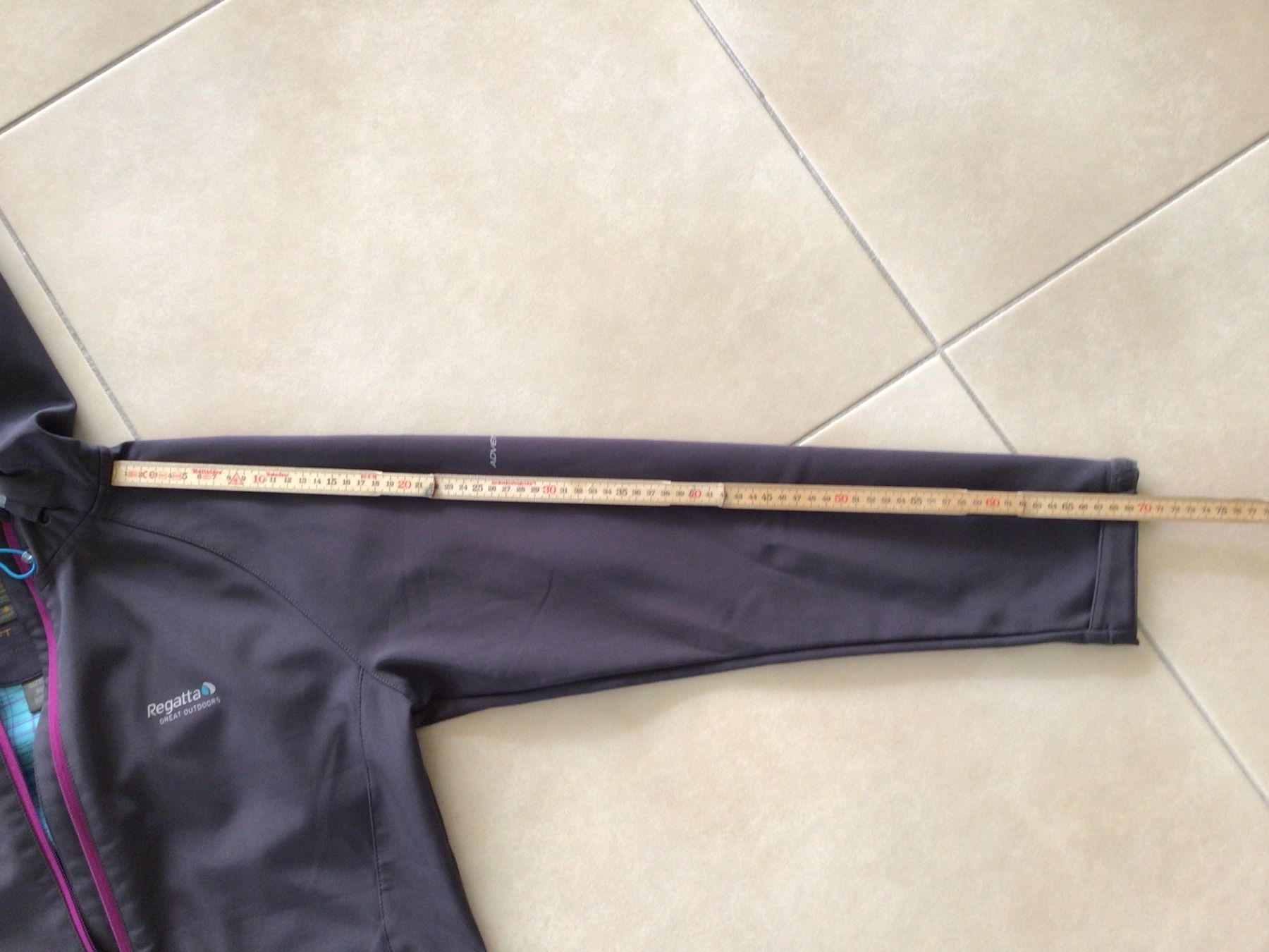Giacche: Regatta Softshell Jacke, Damen Gr. 36 – Usato da Frauenfeld venduto da Stehojen 3