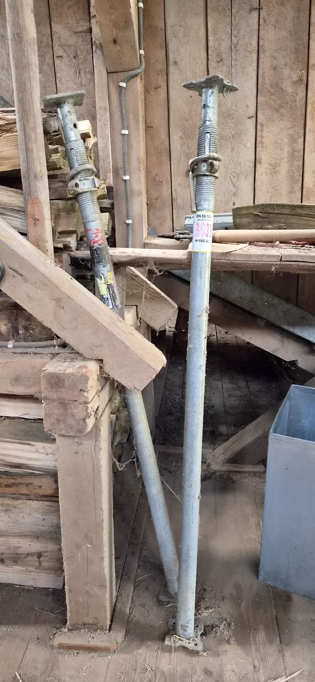 Travi: Deckenstützen 2 stk. Alu.... – Usato da Reisiswil venduto da hochwacht17 2