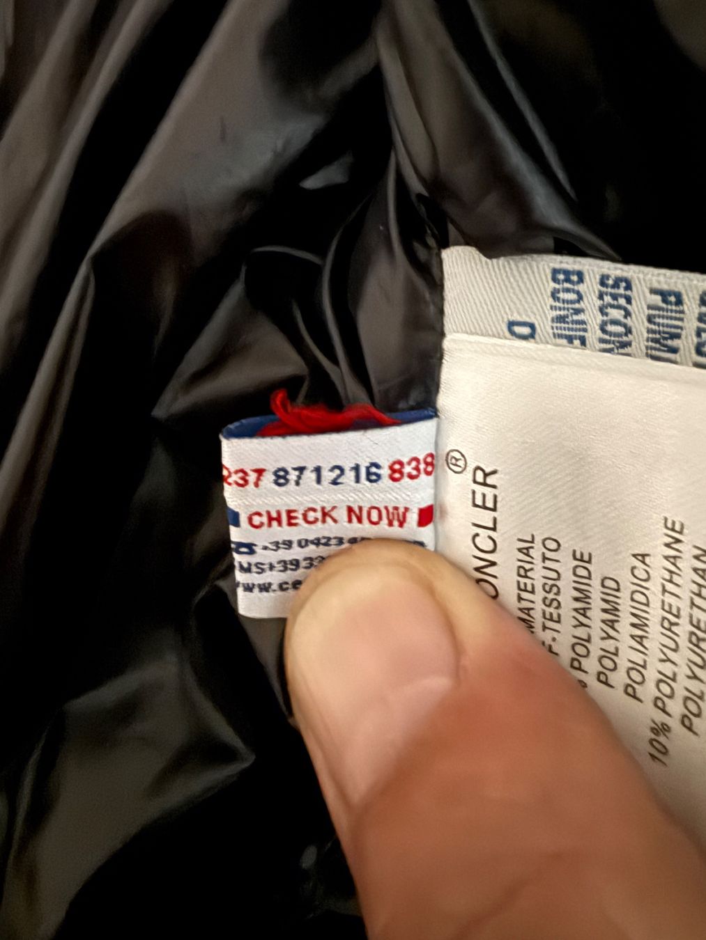Moncler Gilet & Giacche: Moncler Gilet – Nuovo (secondo la descrizione) da Thusis venduto da MH83 4