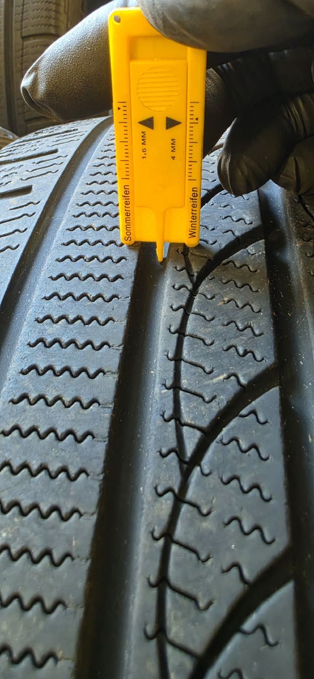 Pneus & Kompletträder: Winterreifen  – Gebraucht aus Lyss von ram76 1