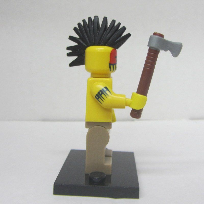 Lego Kit di costruzioni: LEGO Collectible Minifigures col149 " Tomahawk Warrior " – Usato da Kreuzlingen venduto da heinrich7h 3