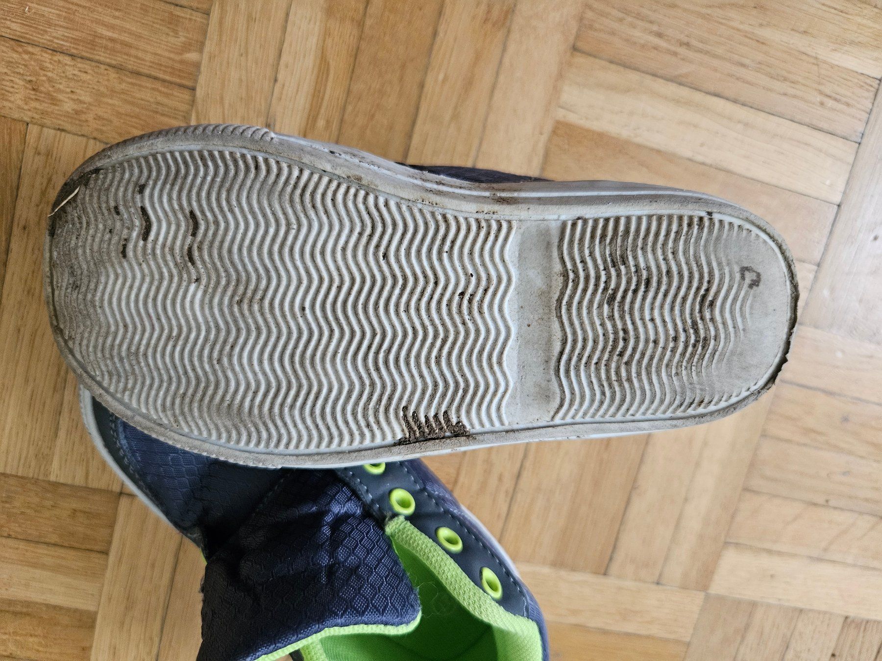 Scarpe da uomo: Turnschuhe / Sneaker Gr. 27 – Usato da Unterengstringen venduto da saraman 3