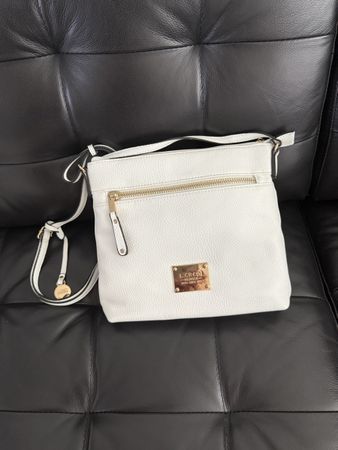 Weisse L.Credi Handtasche, neuwertig, für den Frühling!
