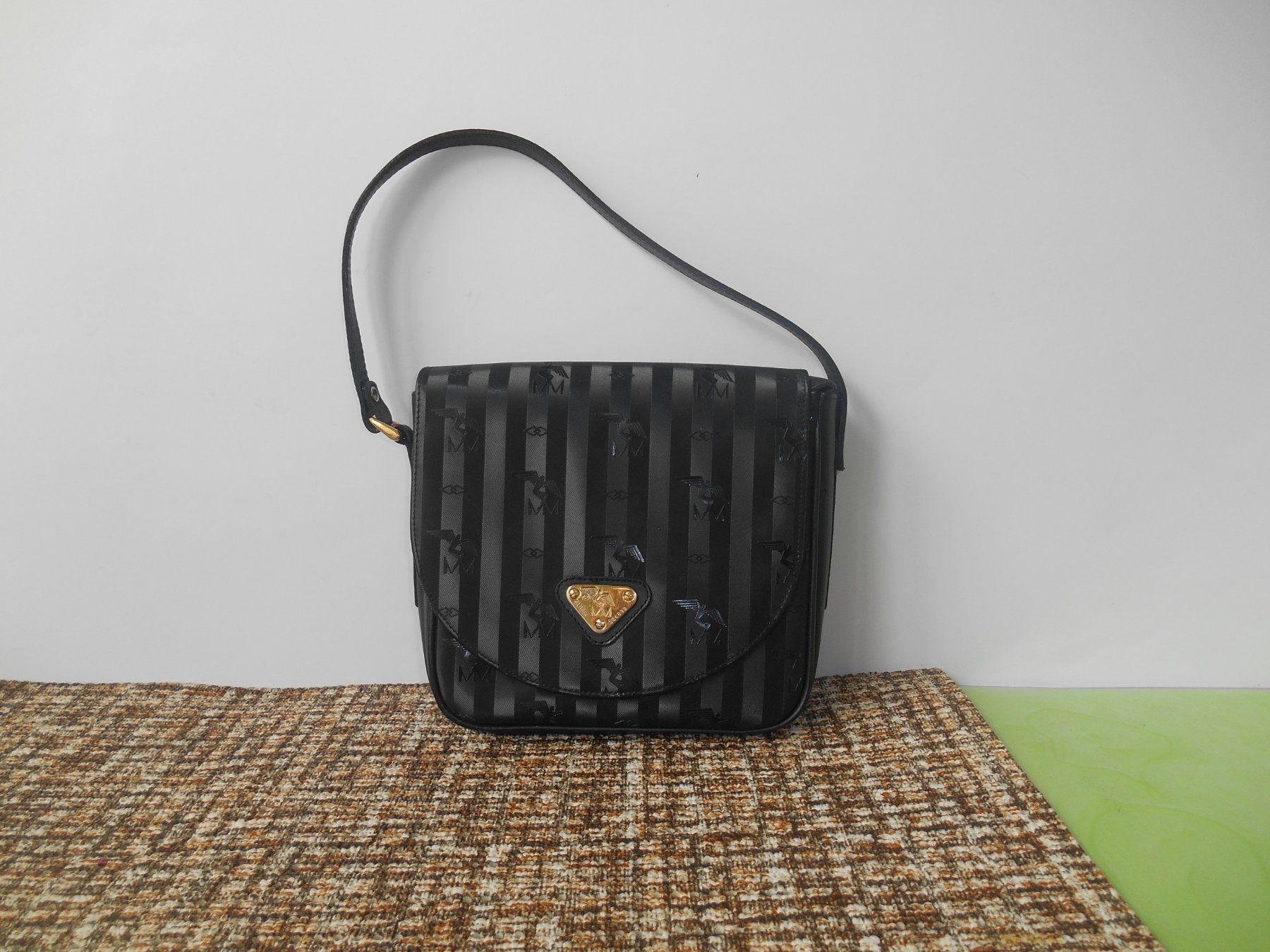 Maison Mollerus Taschen für Damen: Maison Mollerus Handtasche schwarz – Gebraucht aus Basel von Birs868