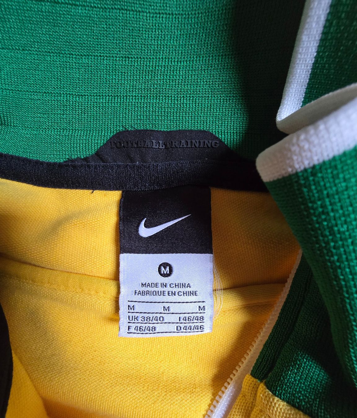 Nike Giacche: Brasilien | Jacke | 2010 | Neuwertig – Usato da Zollbrück venduto da MiKron 3