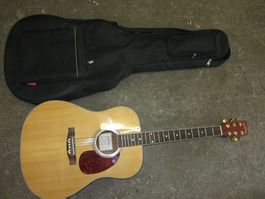 C. Giant Gitarre