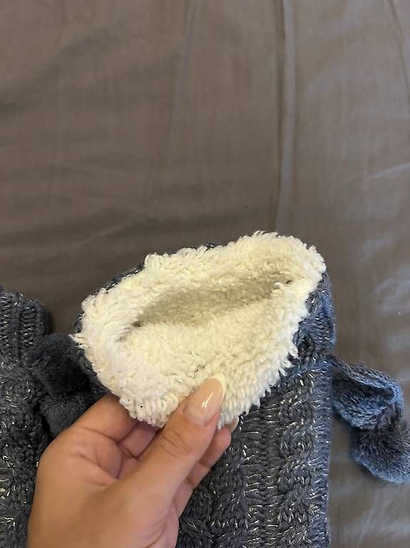 Calze: Blaue Kuschelsocken mit Noppen – Nuovo e nell'imballaggio originale da Uezwil venduto da vanja0101 2