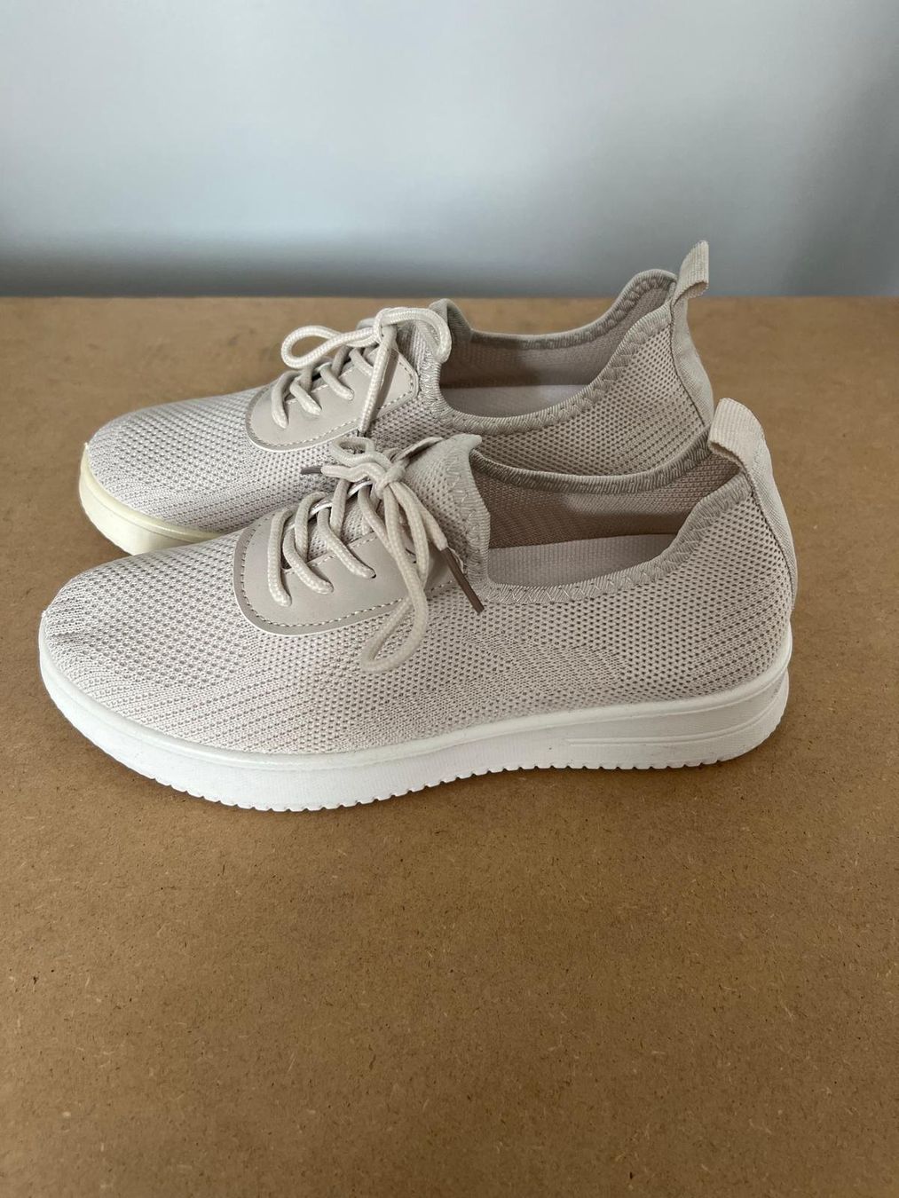 Damenschuhe: 3 Paar Damensneacker Gr. 36 – Neu (gemäss Beschreibung) aus Emmen von IMV-Liquidationen 4