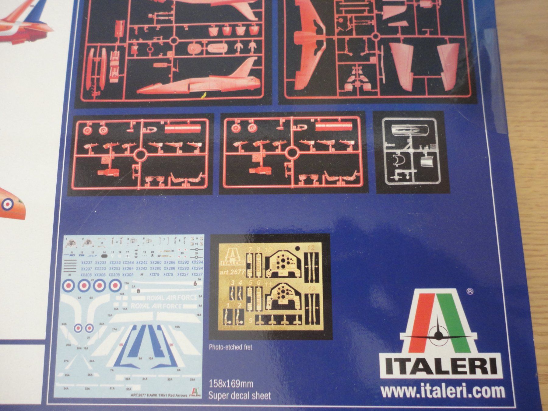 Italeri Kits de montage: Plastic Bausatz Hawk T1A – Neuf avec emballage d'origine à Horgen par RcModell 2