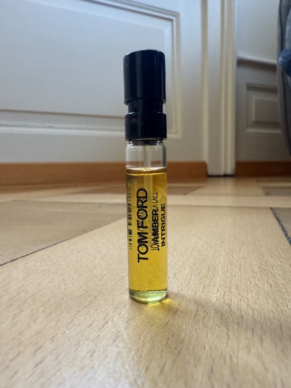 Tom Ford Profumi & Eau de Toilette: Tom Ford Amber Intrigue EdP 2 ml – Nuovo (secondo la descrizione) da Salmsach venduto da bubu61 2